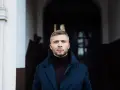 Czy świadek może mieć adwokata? Poznaj swoje prawa i ochronę.