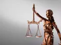 Apelacja a wstrzymanie wyroku: Karna stop, cywilna jedzie? Ekspert wyjaśnia