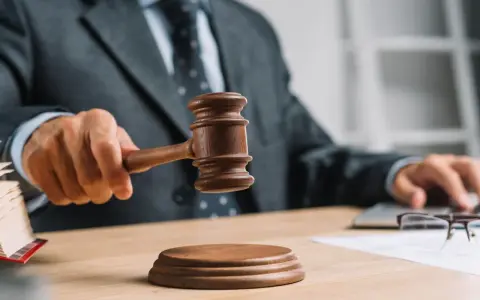 Rozprawa apelacyjna: Jak wygląda? Zrozum przebieg i zminimalizuj stres