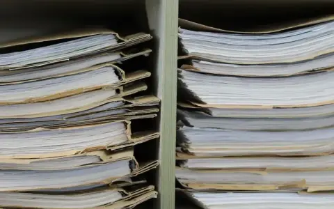 Apelacja karna: Co po wyroku? Prawomocność, kasacja i terminy.