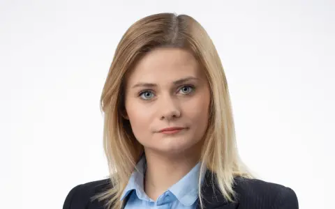 Koszty adwokata w sprawie o kontakty z dzieckiem: Cennik i porady