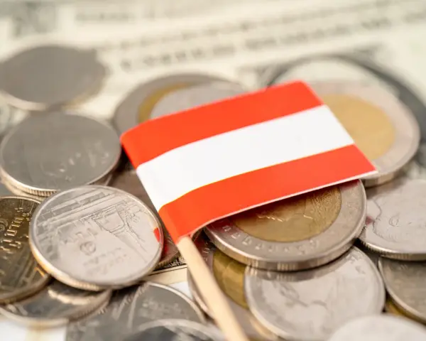 Ile kosztuje adwokat w Austrii? Stawki, opłaty, jak uniknąć pułapek